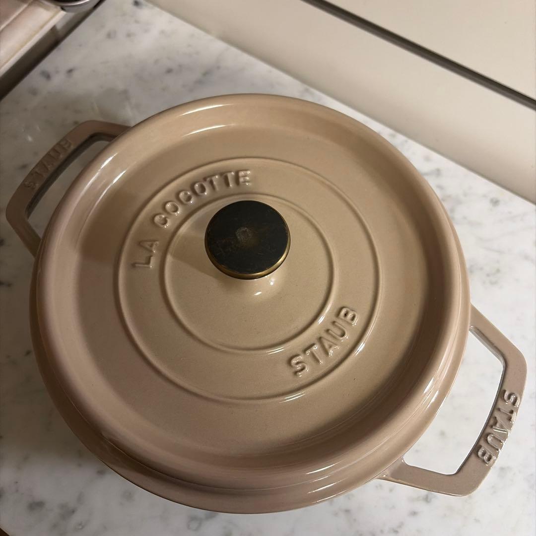 STAUB ストウブ リネン 22cm Staub（ストウブ） 【並行輸入品】 鍋 22cm ピコ・ココット ラウンド
