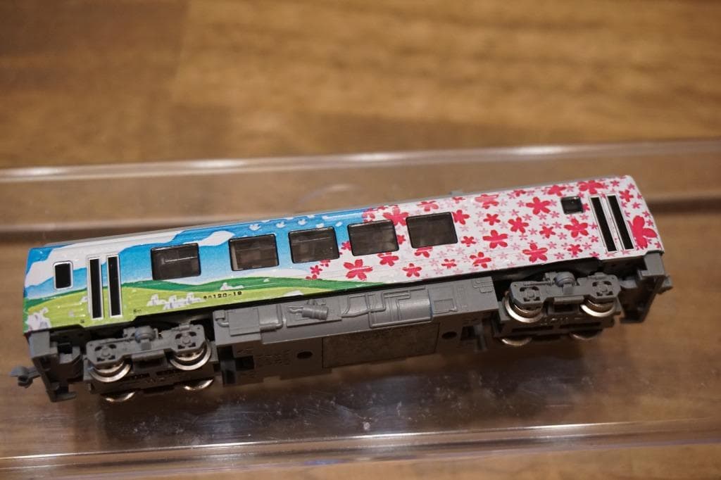 TOMIX製 キハ120系 美祢線 「美祢号ラッピング車両」 M車 - メルカリ