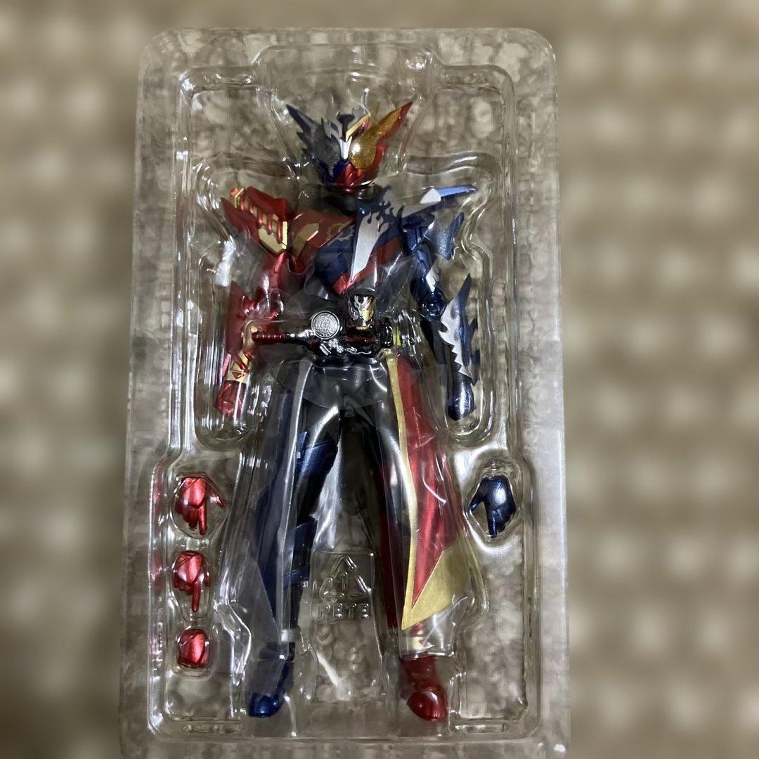 S.H.Figuarts 仮面ライダー　クローズビルドフォーム　開封美品