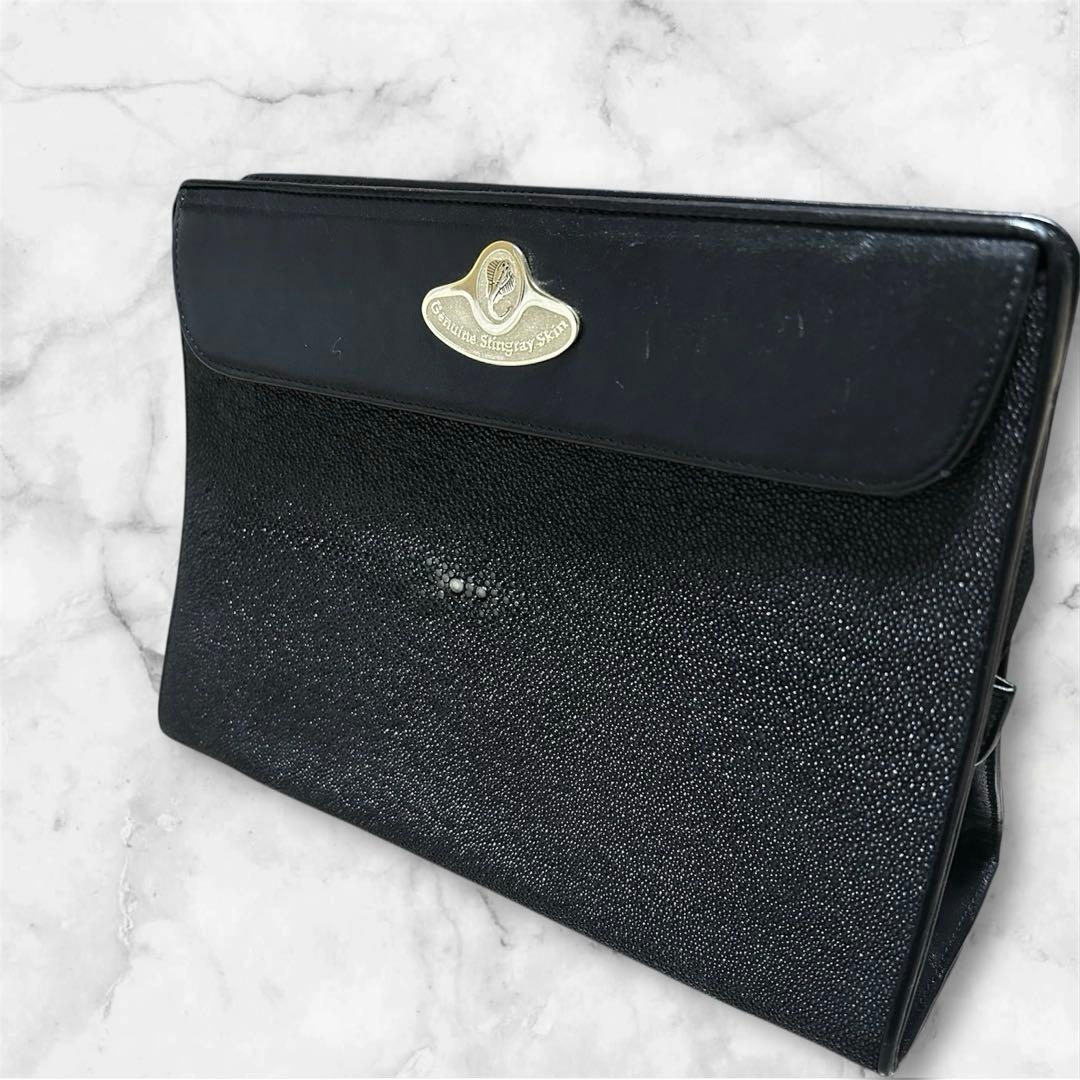 希少　ガルーシャ　エイ革　スクラッチ　ハンドバッグ　ゴールドロゴ 二つ折クラッチ 24-03-02箔モール縞ボタン クロ×ゴールド（革グレー