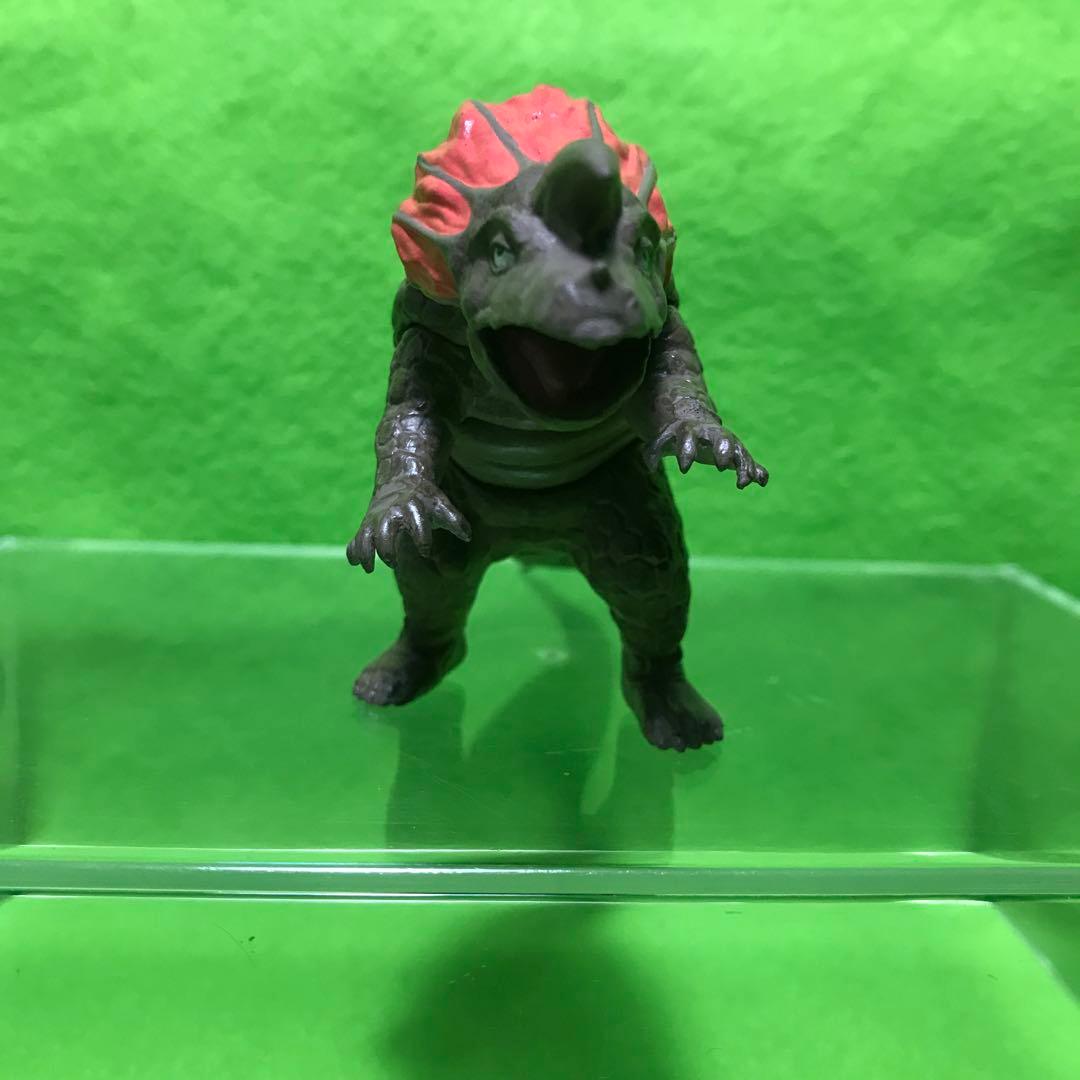 カプセル怪獣 ウィンダム ミクラス アギラ 3体セット ウルトラセブン