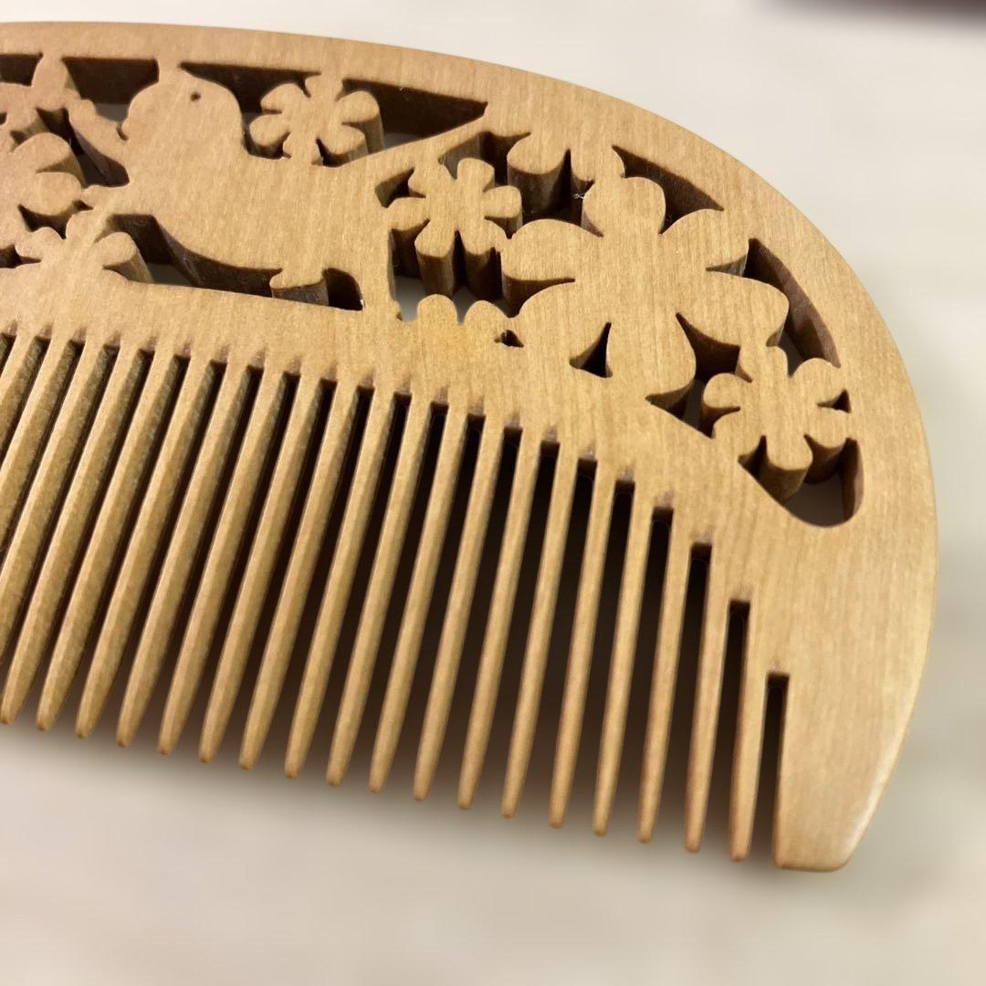 最終価格《定価¥39,500》 つげ櫛 透かし彫り　猫 紅珊瑚　さつまつげ