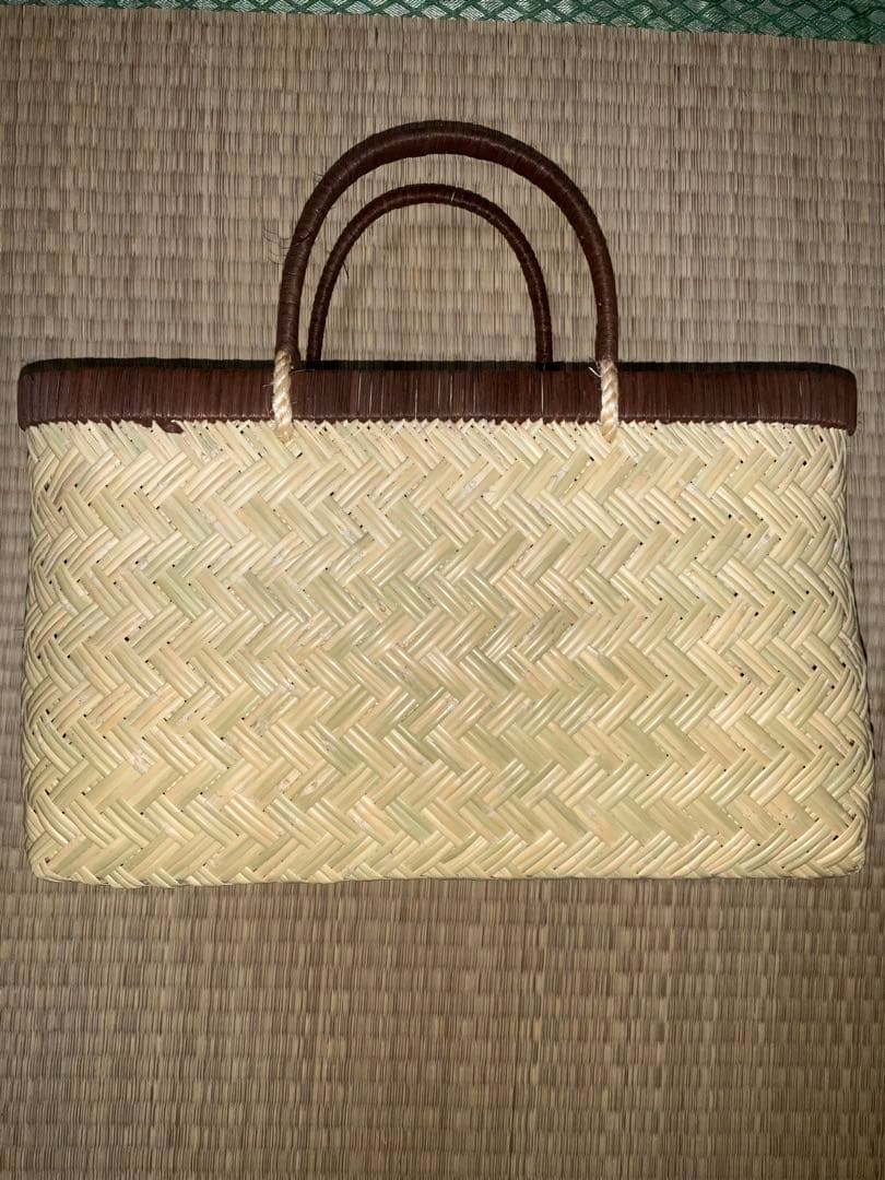 鳥越竹細工　市場かご　新品　●特選●2個セット　大中セット●期間限定● 鳥越スズ竹細工【市場かご】大サイズ：岩手県二戸職人の手作り工芸品