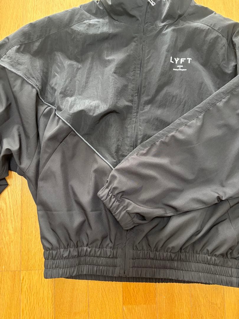 値下げ　LYFT ナイロンジャケット Mサイズ Light Weight Warm Nylon Jacket - Black – LÝFT
