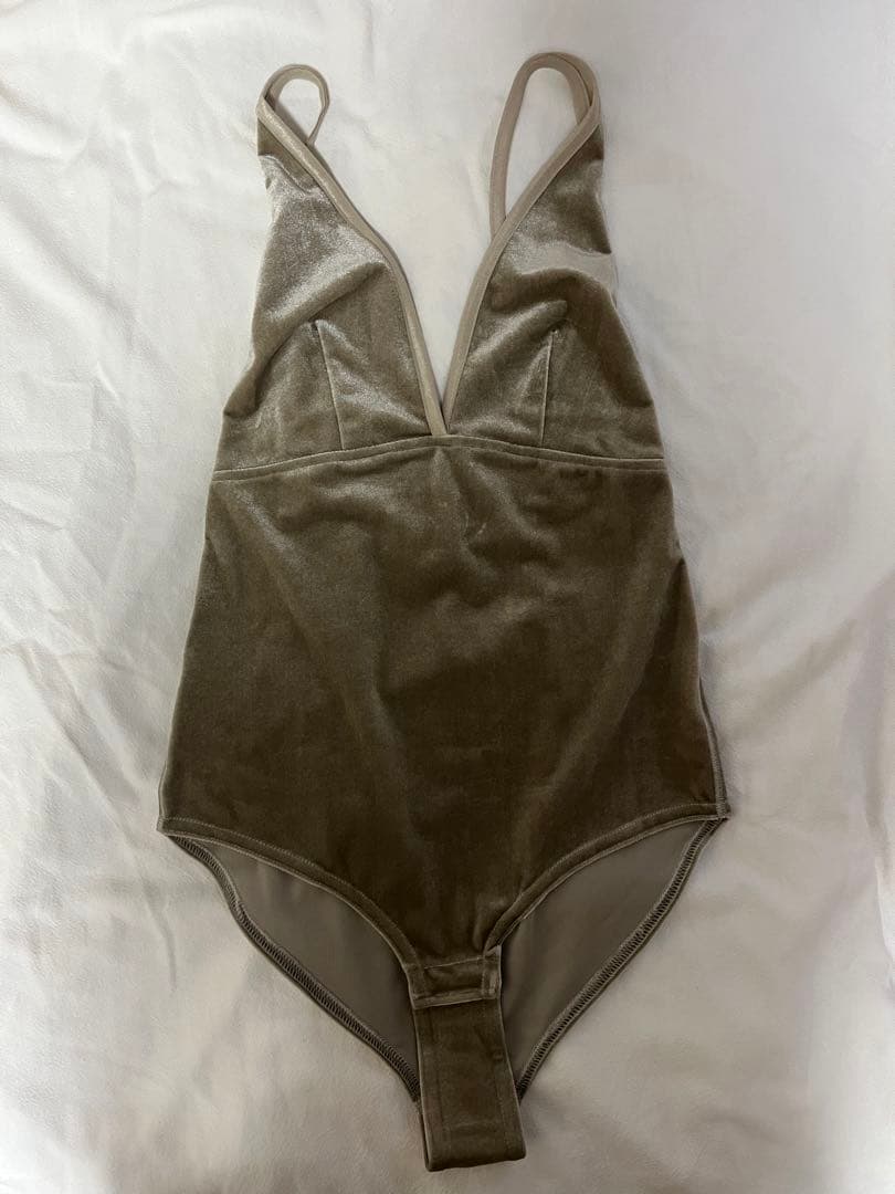 Simone Wild＞BODY SUITS ボディスーツ - メルカリ