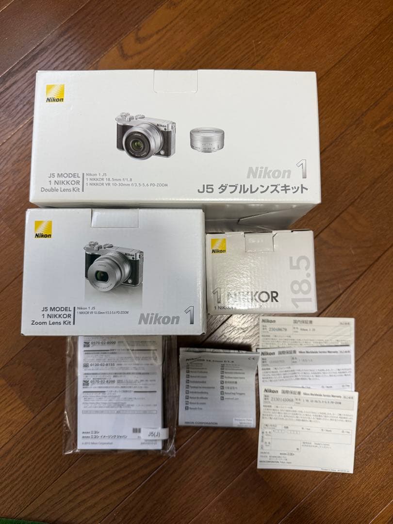 Nikon 1 J5 ダブルレンズキット シルバー ニコン Nikon 1 J5 ダブルレンズキット [シルバー] 価格比較 - 価格.com