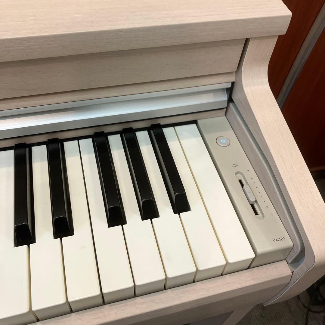 美品 KAWAI 電子ピアノCN201A 2024年10月購入品 ホワイト - メルカリ