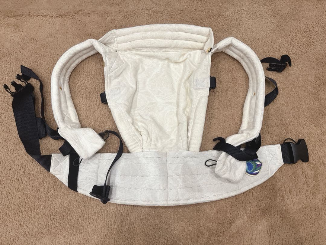 【本日限定お値下げ】【Artipoppe】アーティポッペ 抱っこ紐 アーティポッペ Artipoppe 抱っこ紐 新前向き抱っこ可 - メルカリ