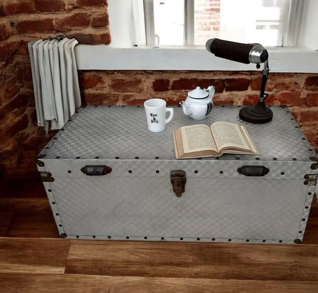 ヴィンテージ　大きな　トランクケース　店舗什器　テーブル トランク/アンティークトランク/特大トランク/店舗什器/ベンチ/収納