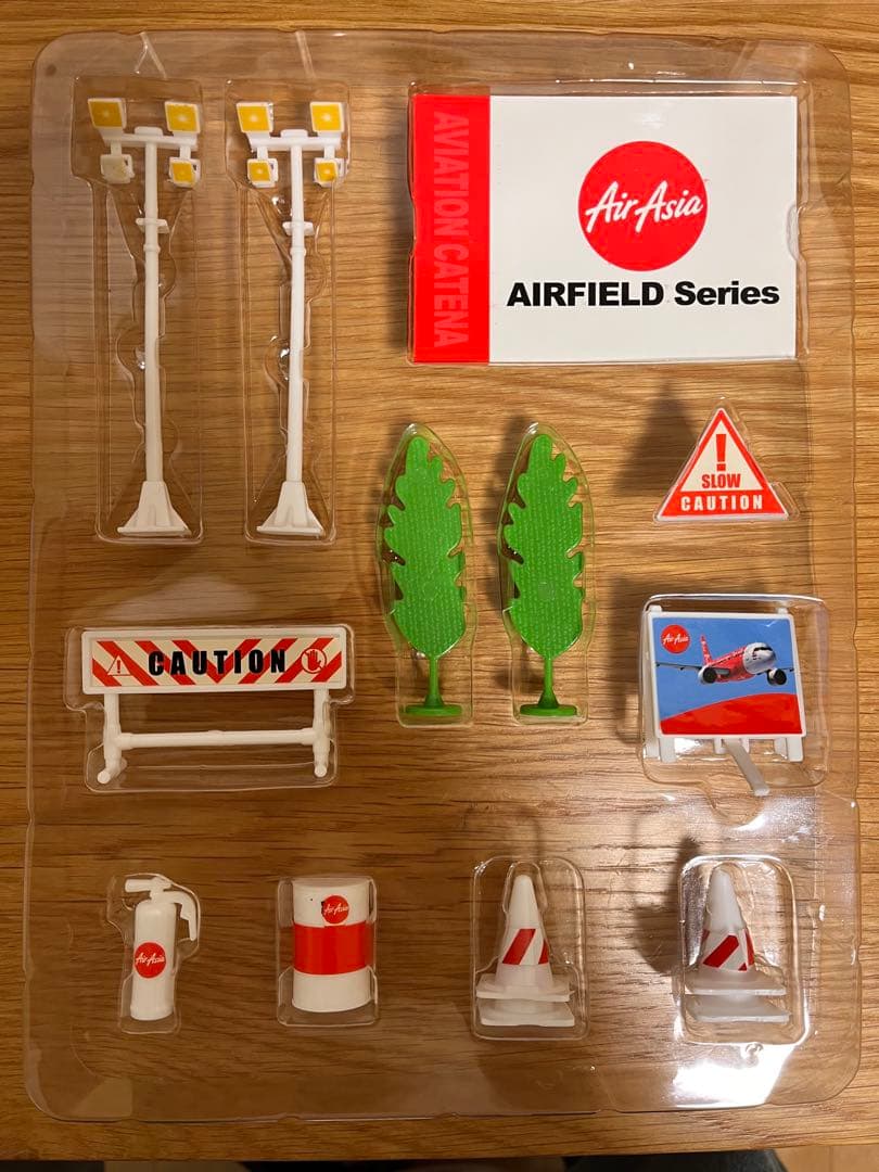 AirAsia 空港プレイセット 1:87スケール - メルカリ