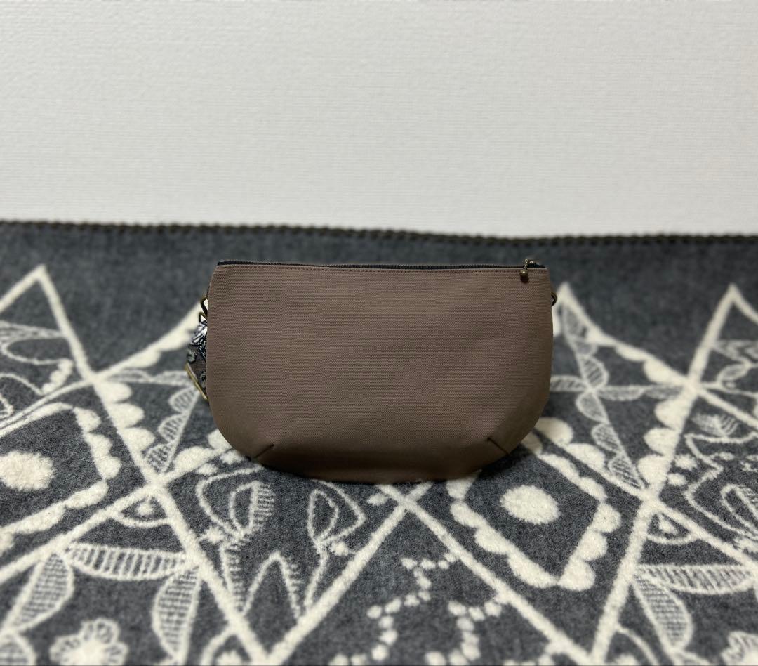 スマイル 様 rosy コロりんポシェット