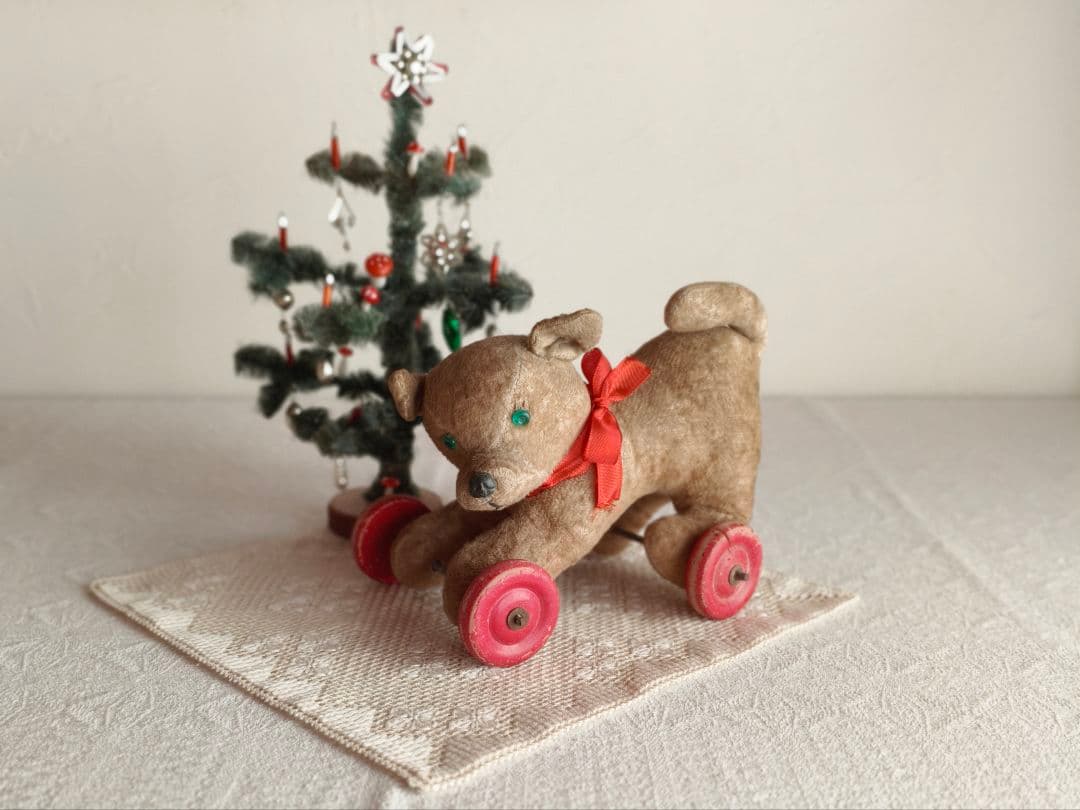 antique toy ❀* 古い古い 玩具の ワンちゃん