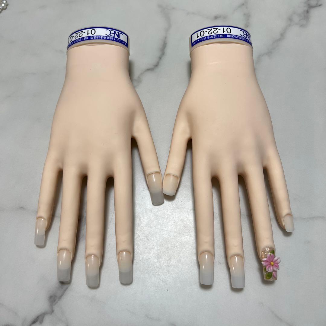 【美品】JNEC認定モデルハンド 1級合格作品付き rednails web channel / ♪STモデルハンド セット(JNEC 第1期認定