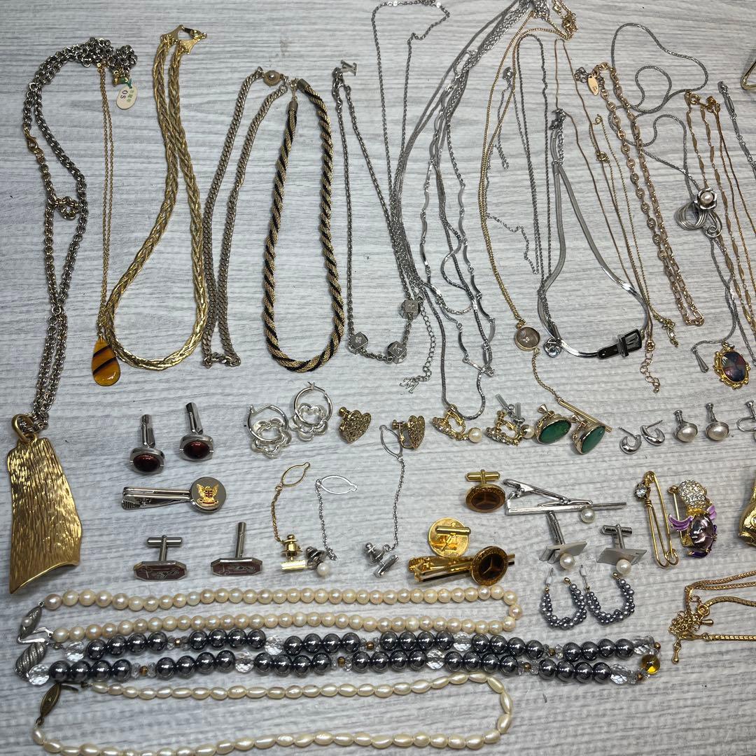 アクセサリー　タイピン・カフス　まとめ売り ネクタイピン カフス セット 名入れ ビジネス ブランド シンプル