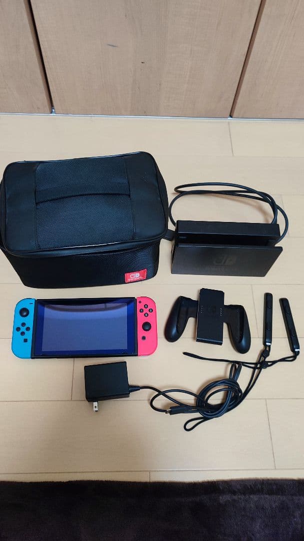 Nintendo Switch 本体 ニンテンドースイッチ　本体一式　再出品 Amazon.co.jp: Nintendo Switch 本体 (ニンテンドースイッチ) Joy-Con