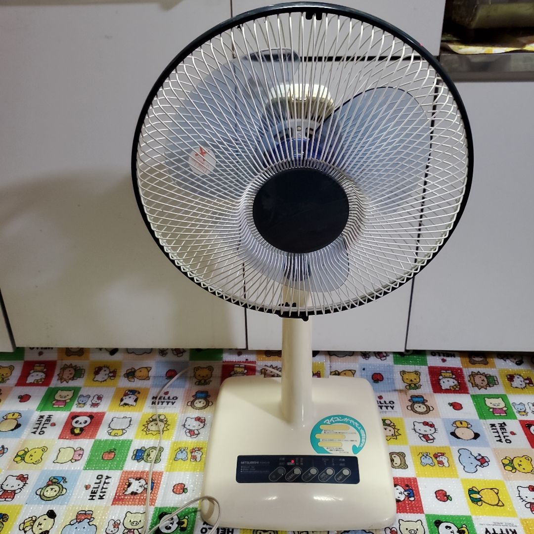 MITSUBISHI 30センチリビング扇風機 3枚羽 動作品 - メルカリ