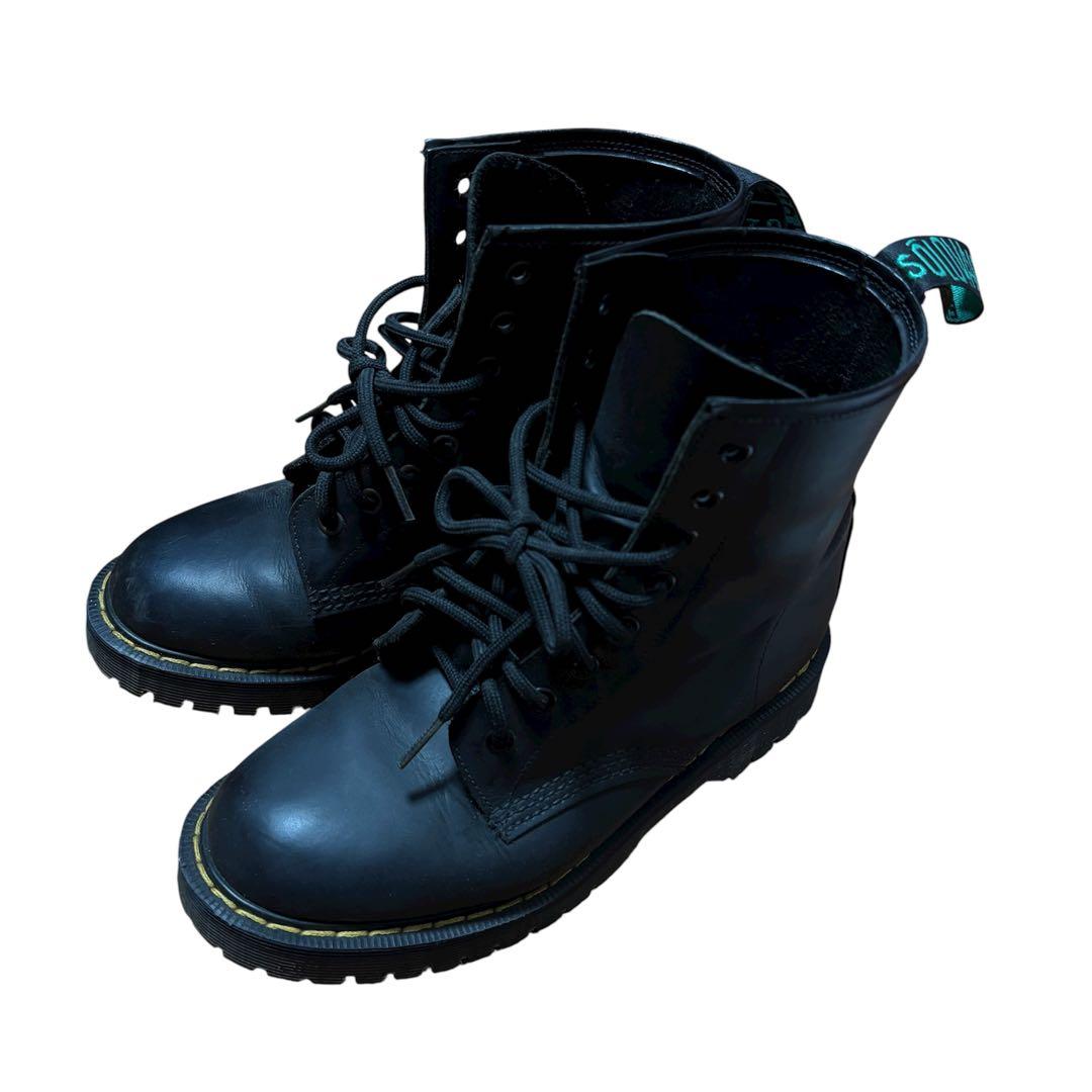 イングランド SOLOVAIR ソロヴェアー 8ホールブーツ ENGLAND - メルカリ