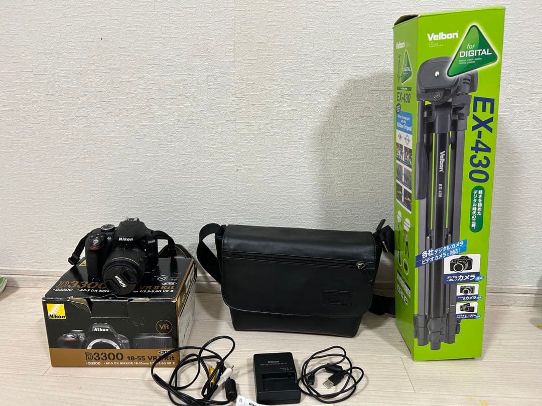 美品！Nikon D3300 Buy Nikon D3300 24.2MP Digital SLR (Black) + AF-P DX NIKKOR 18