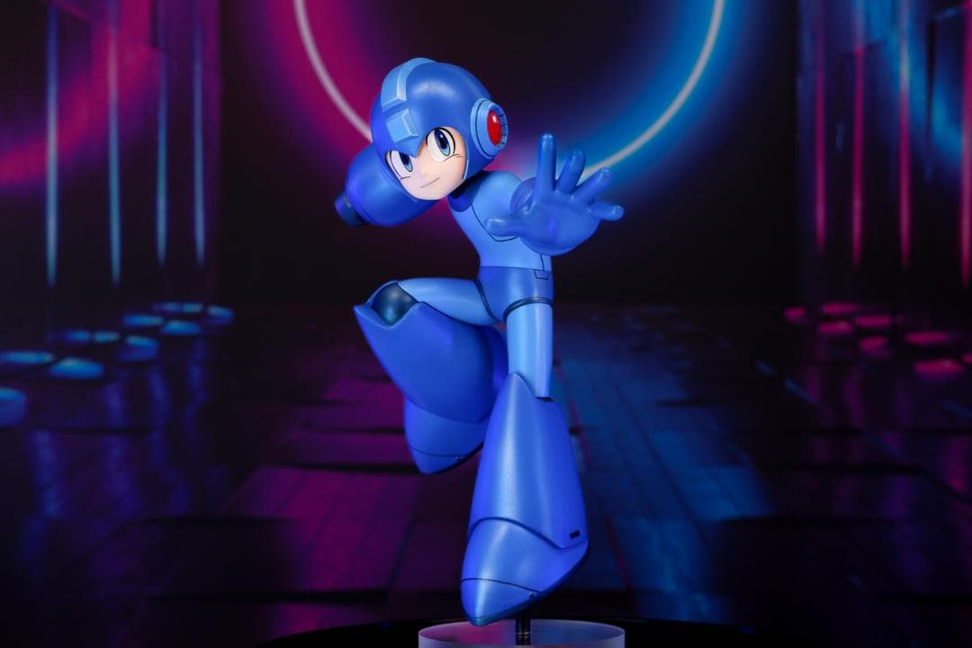 Megaman ロックマン megaman フィギュア ルミナスタ リペイント