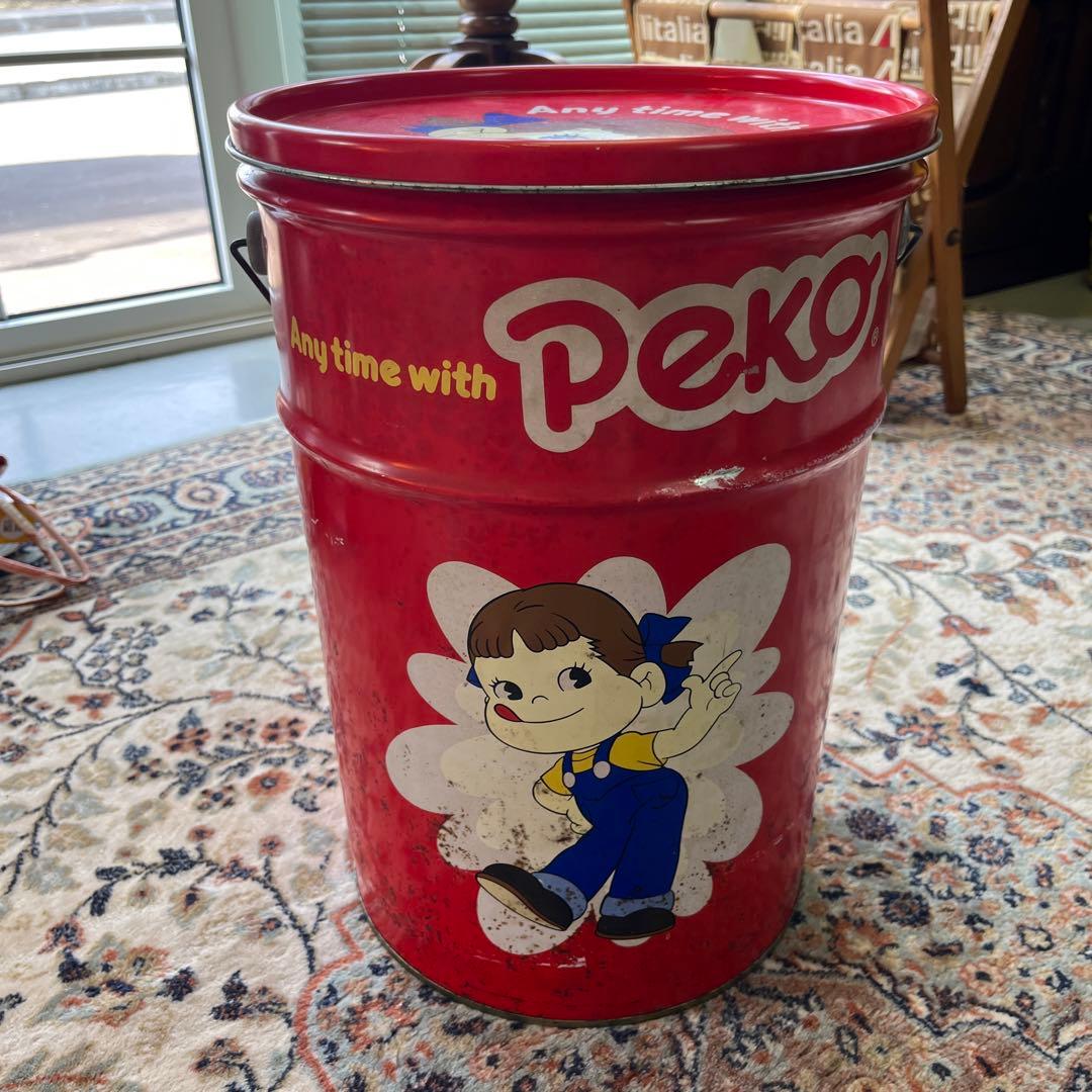 昭和レトロ 不二家ペコちゃん ＊ スツール缶 - メルカリ