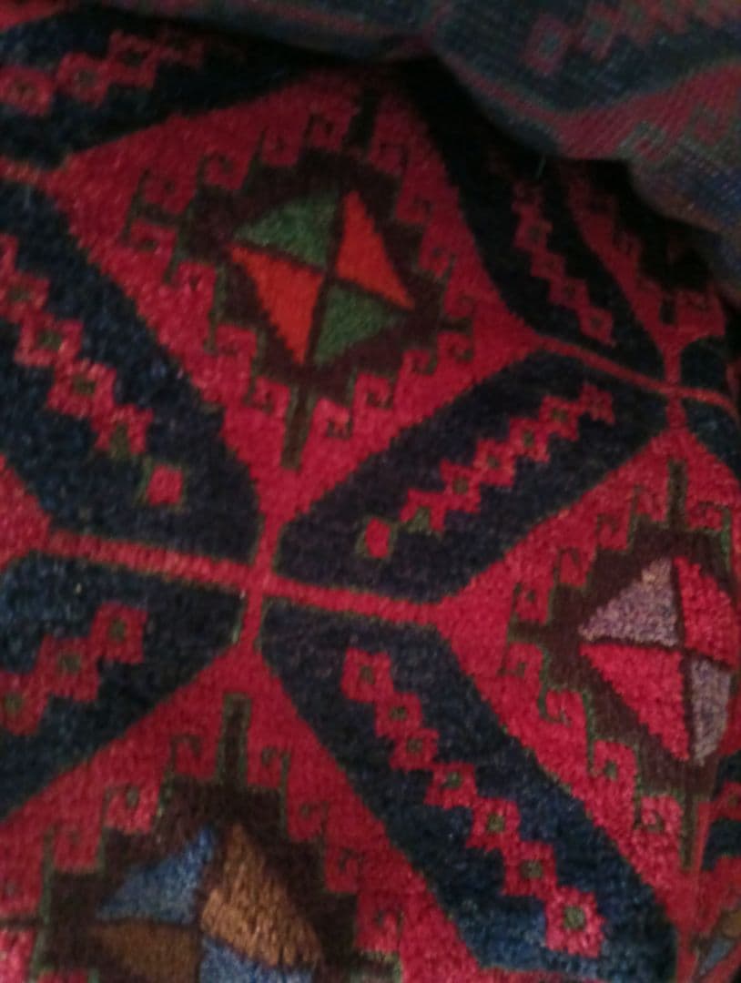 専用です。5.5kg 上質ウールのタイマ二族のトライバルラグ　バルーチ