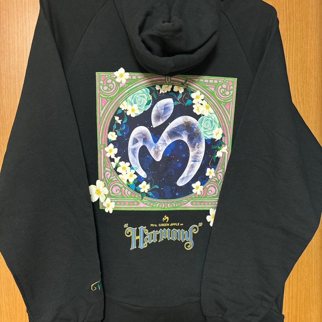 ミセスグリーンアップルHarmonyパーカー Lサイズ - メルカリ