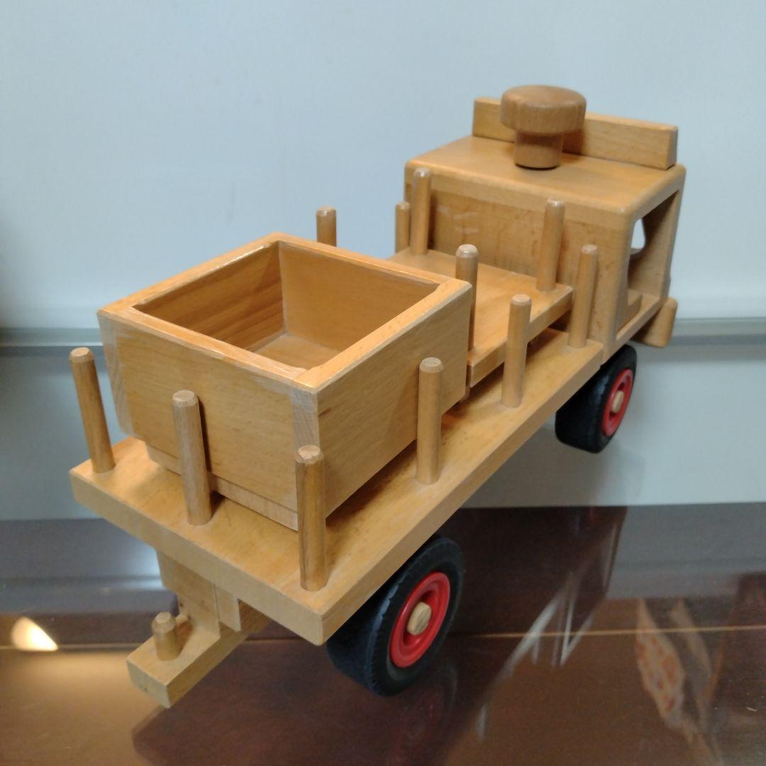 fagus ファーグス ブナの木で作られた働く車 フォークリフト トラック