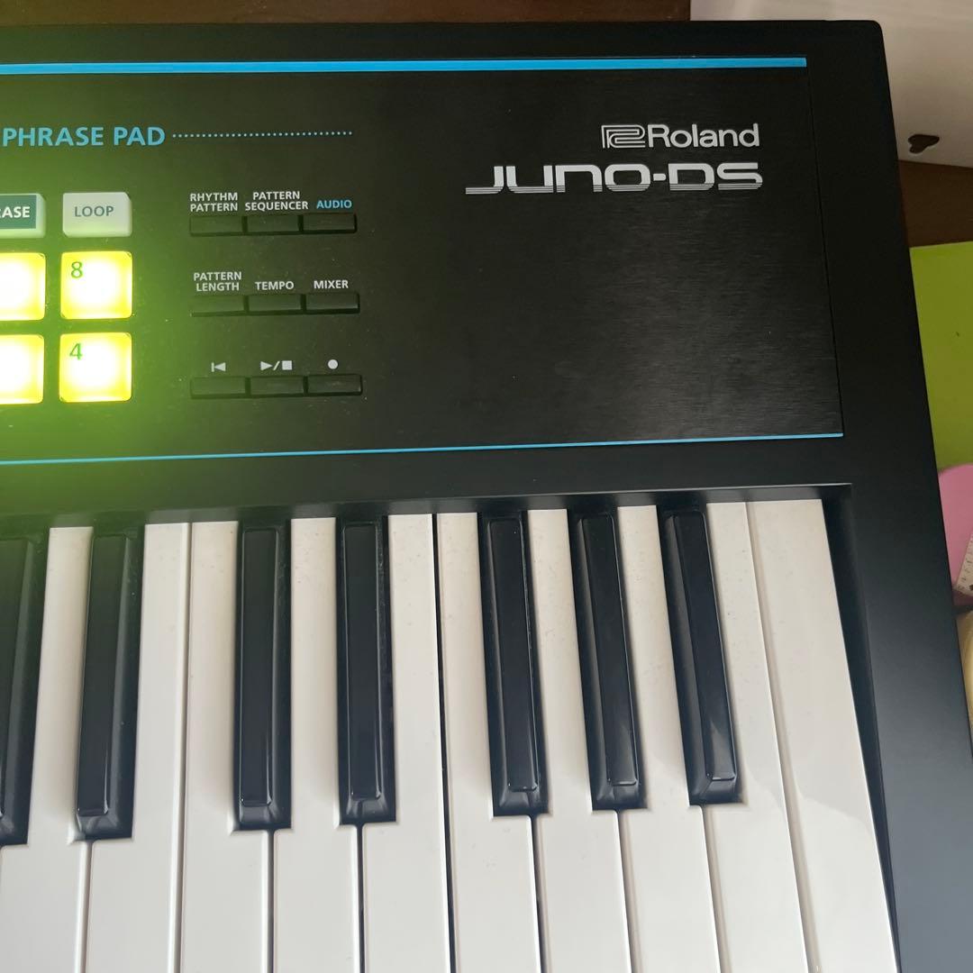 Roland JUNO-DS 61鍵キーボード ローランド/Roland JUNO-DS61 Synthesizer ブラック 419372 軽量