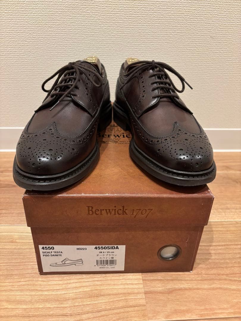 Berwick 4550 ダークブラウン ウィングチップ Berwick 4550 ダークブラウン ウィングチップ - メルカリ