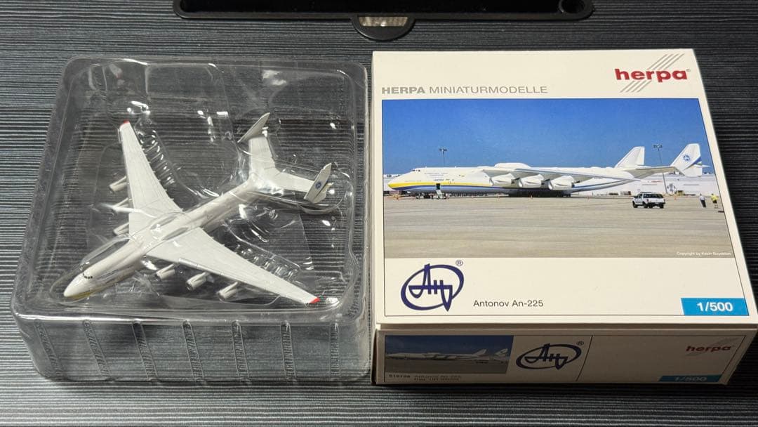 訳アリ】Herpa515726 アントノフ An-225 ムリーヤ 1/500 - メルカリ