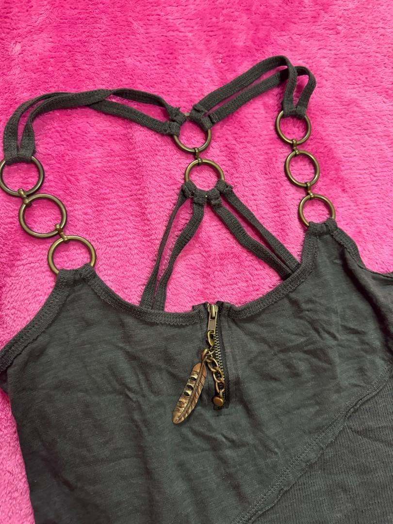 リング付きストラップ キャミソール ダークグレー