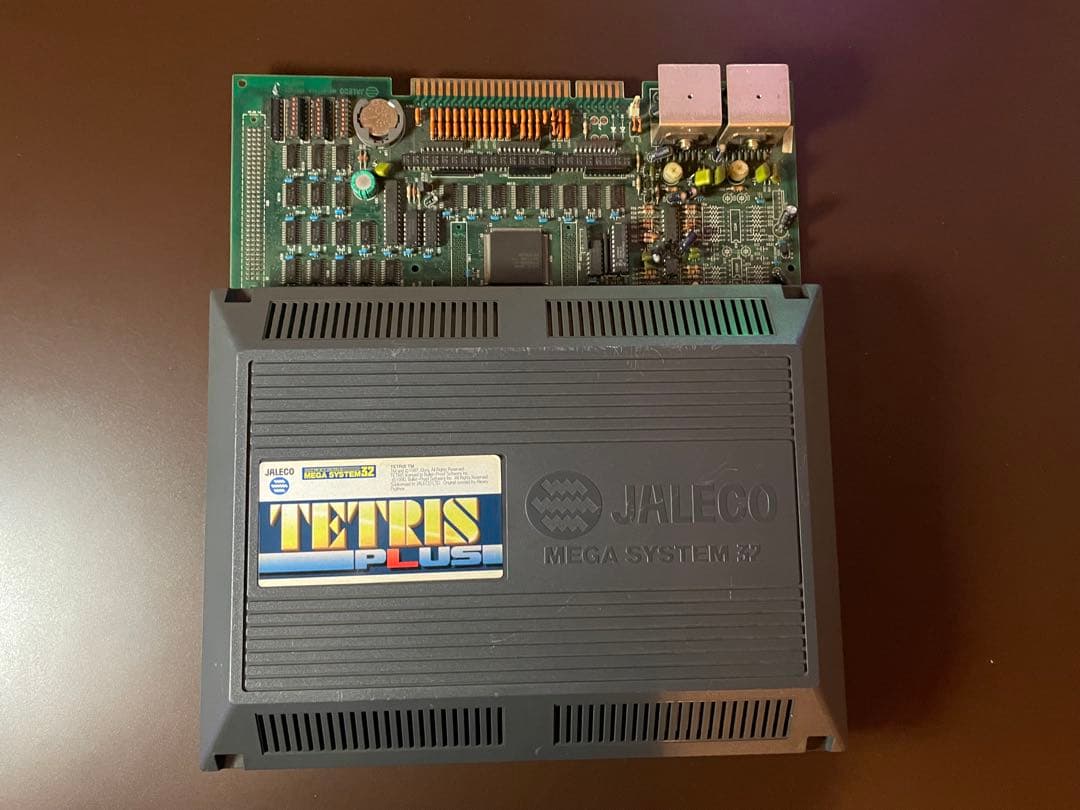 ジャレコ MEGA System 32 + テトリス Plus 基板 中古】アーケード MEGA SYSTEM32用基板 テトリスプラス [基板のみ