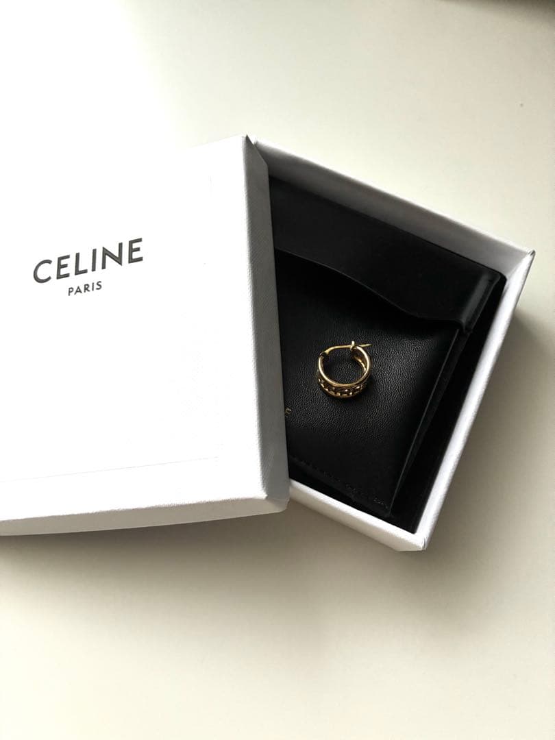 p*h様 廃盤 セリーヌ トリオンフ マルチフープピアス ゴールド 片耳