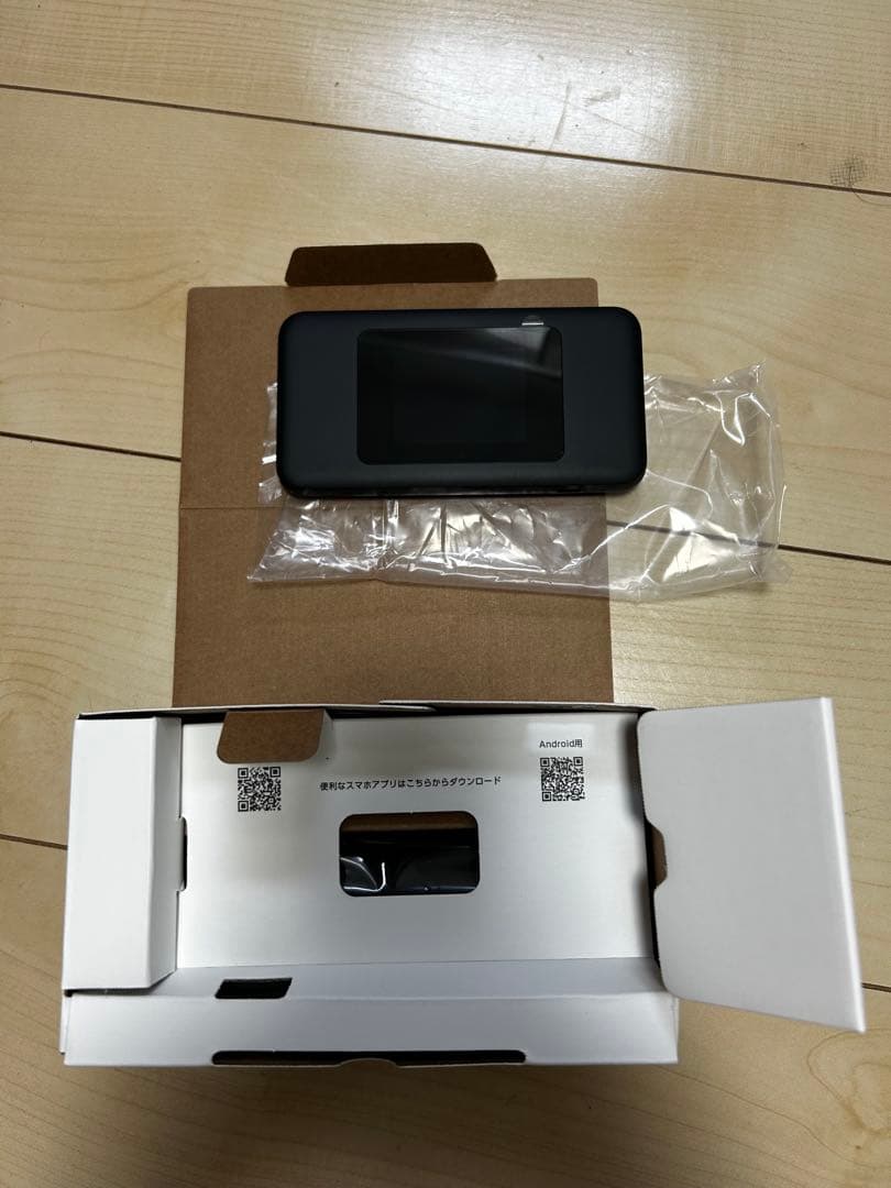 Hoang Doan 　Speed Wi-Fi DOCK 5G 01