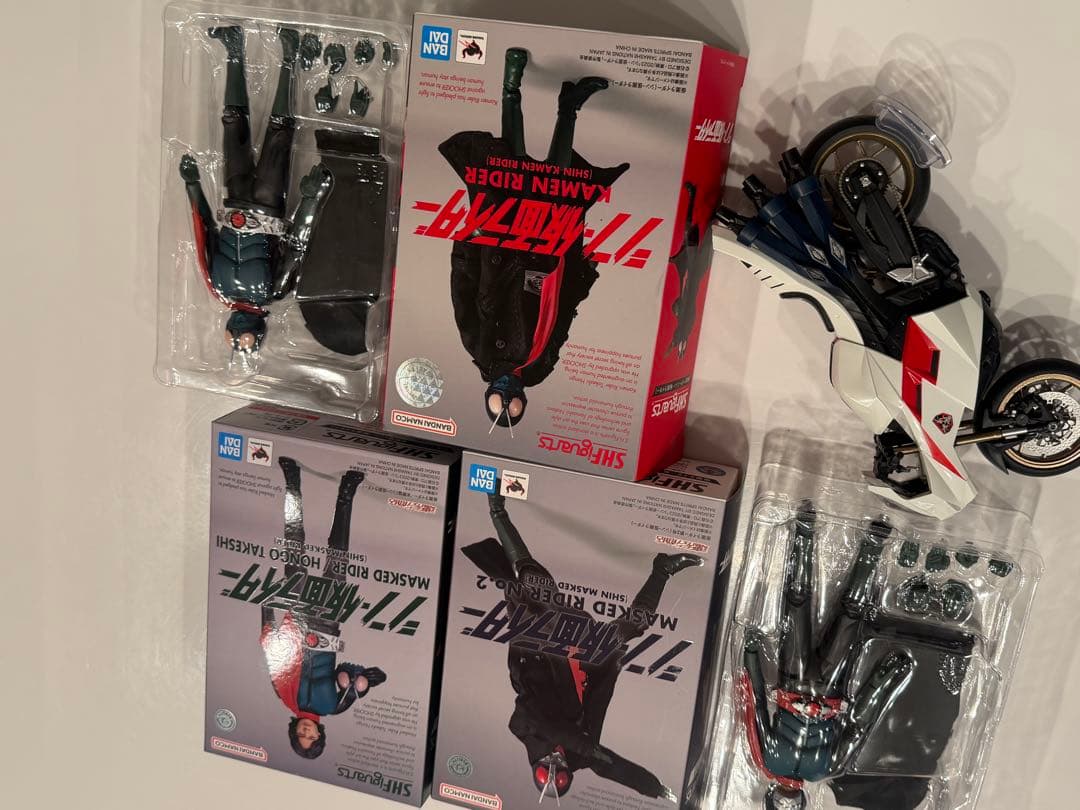 S.H.Figuarts シン・仮面ライダー　仮面ライダー第1号　第2号　本郷