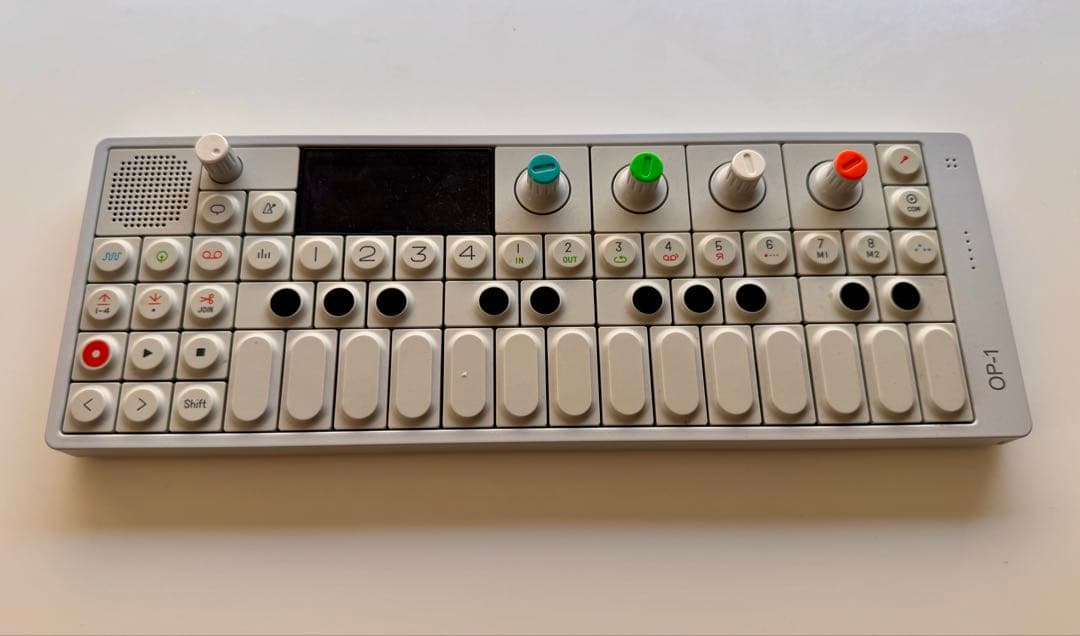 鍵盤楽器 Teenage Engineering OP-1 Orignal Teenage Engineering OP-1 Field （新品/送料無料）【楽器検索デジマート】