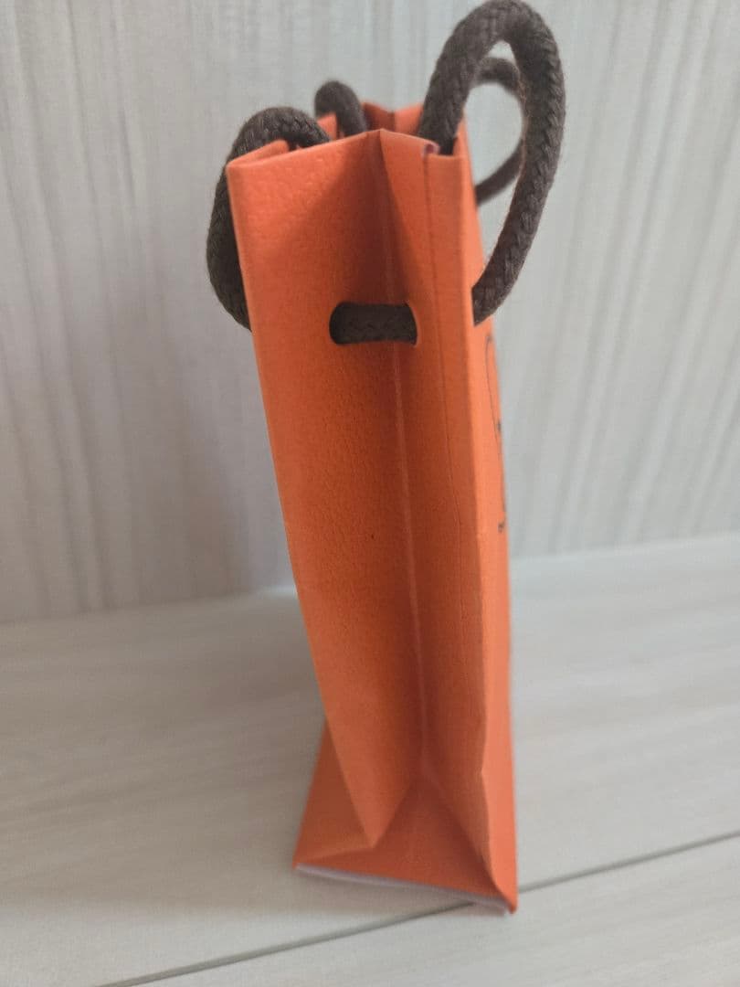 新品未使用箱、袋あり エルメス ティンティッドリップバーム 27 - メルカリ