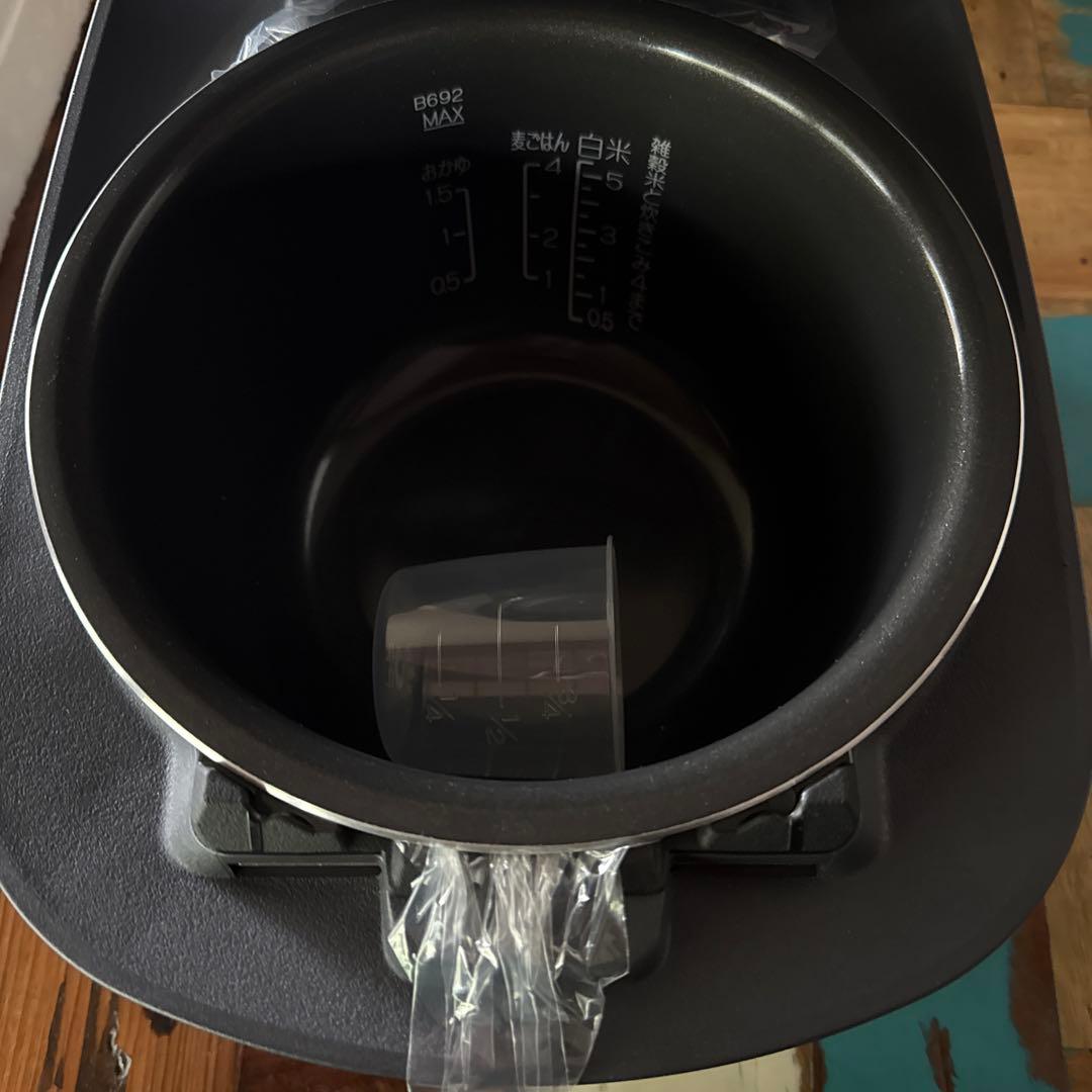 ZOJIRUSHI NW-NB10-BZ 炊飯器 5.5合炊き 1.0L