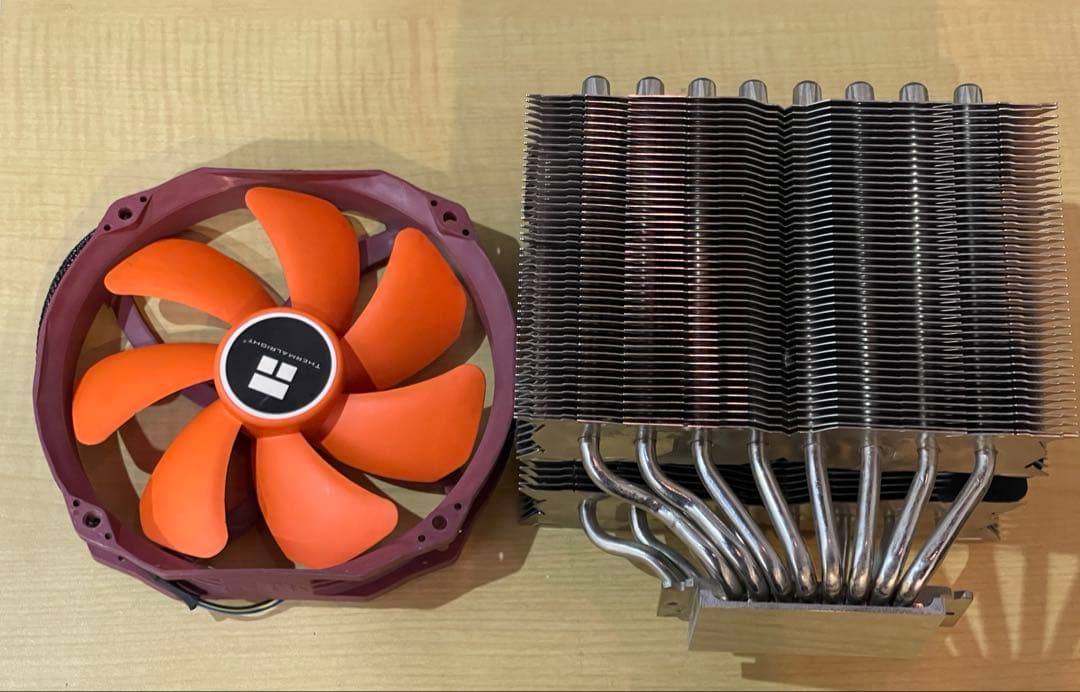 Thermalright SilverArrowTR4 (ファン軸ぶれ？ Thermalright Silver Arrow TR4」をレビュー。68mm×53mm超大型