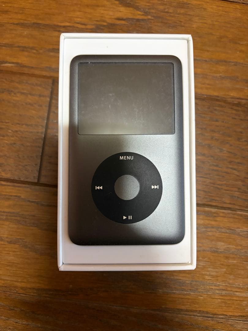 Apple iPod classic 160GB 本体のみ　ブラック Apple iPod classic - 160GB Black - 160GB Black | Sweetwater