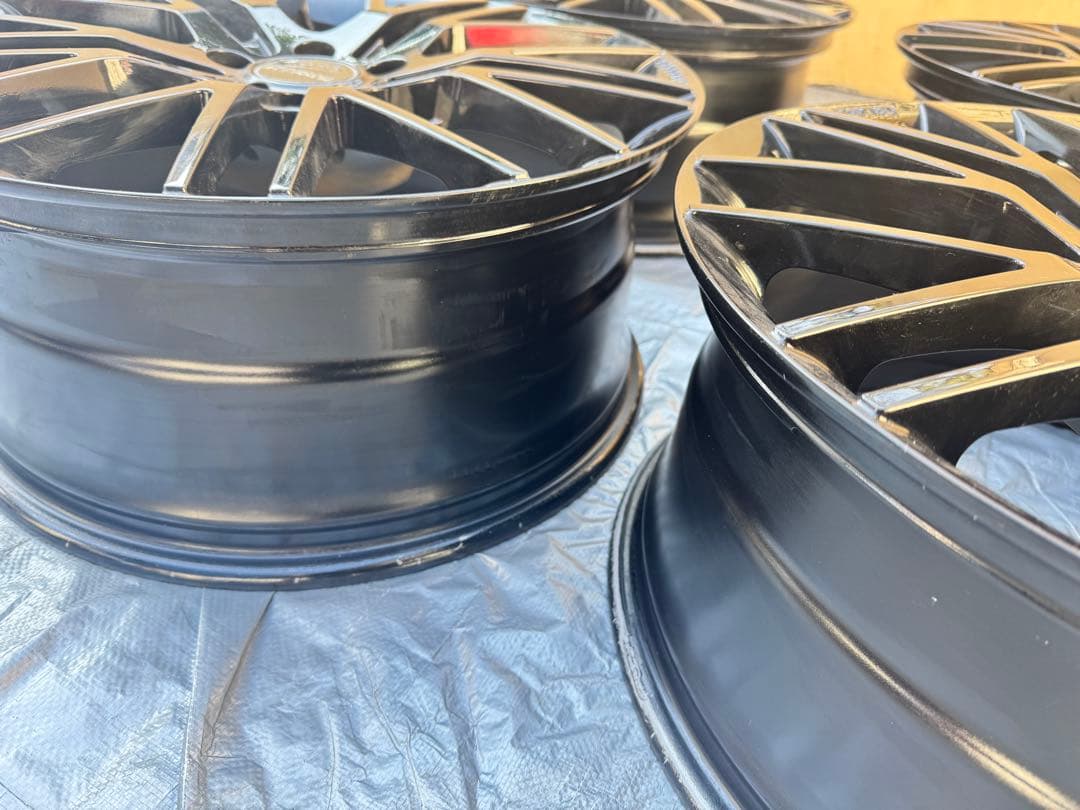 Carlsson（カールソン）1/10X RSF BL 20インチ×8.5j