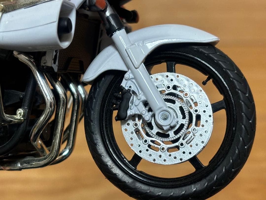 アオシマ 1/12 ホンダ CB1300P 警視庁 白バイ 完成品 訳あり - メルカリ