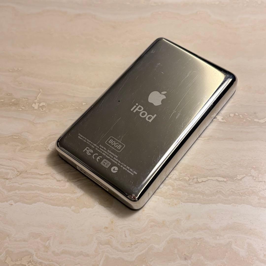 iPod CLASSIC 80GB 第5.5世代 - メルカリ