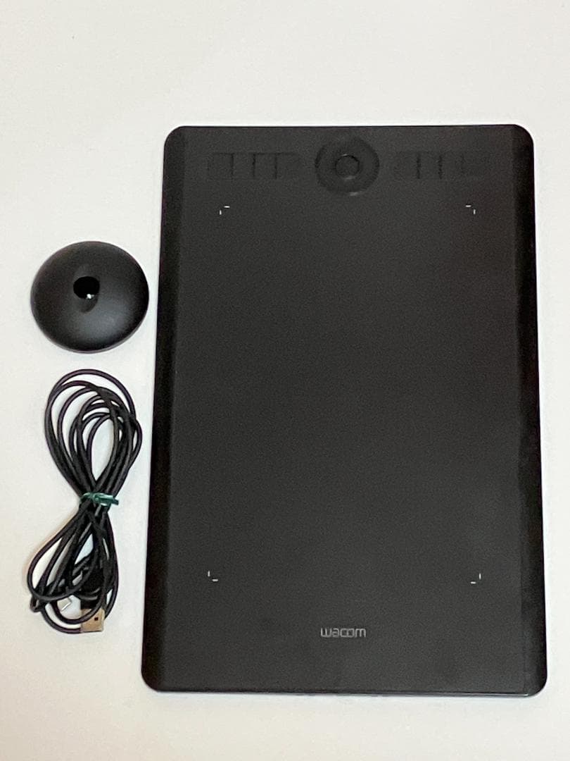 液タブ・ペンタブ Wacom Intuos Pro PTH-660 Amazon.co.jp: Wacom Intuos Pro Medium Size Pen Tablet 2017, Pen