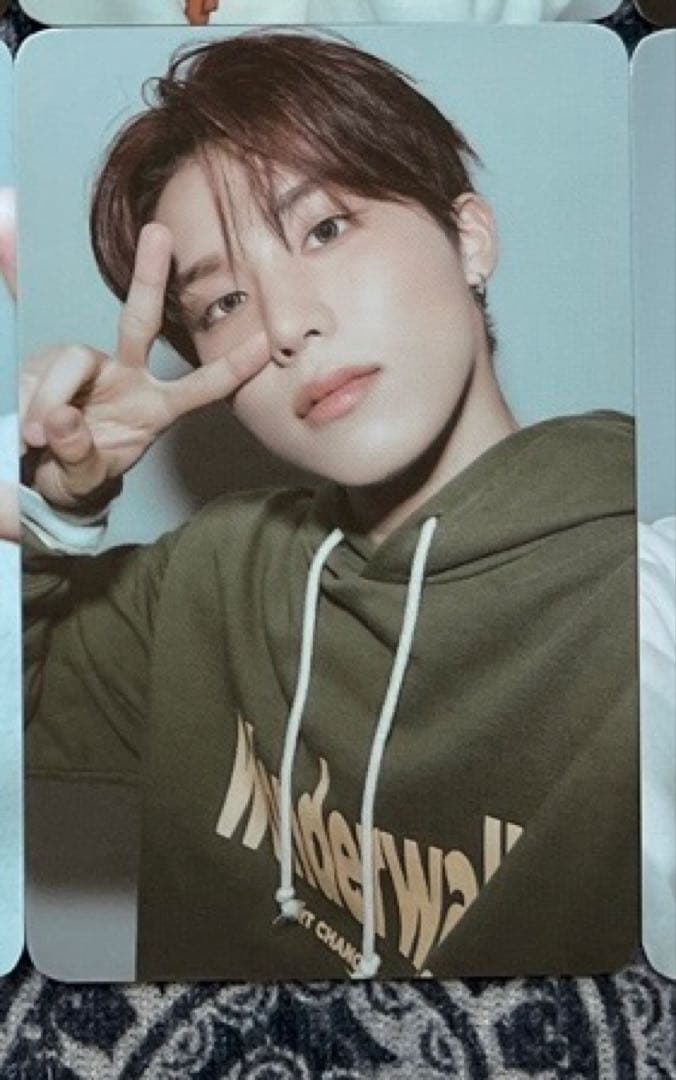 treasure wonderwall トレカ 缶バッジ ジョンウ - メルカリ