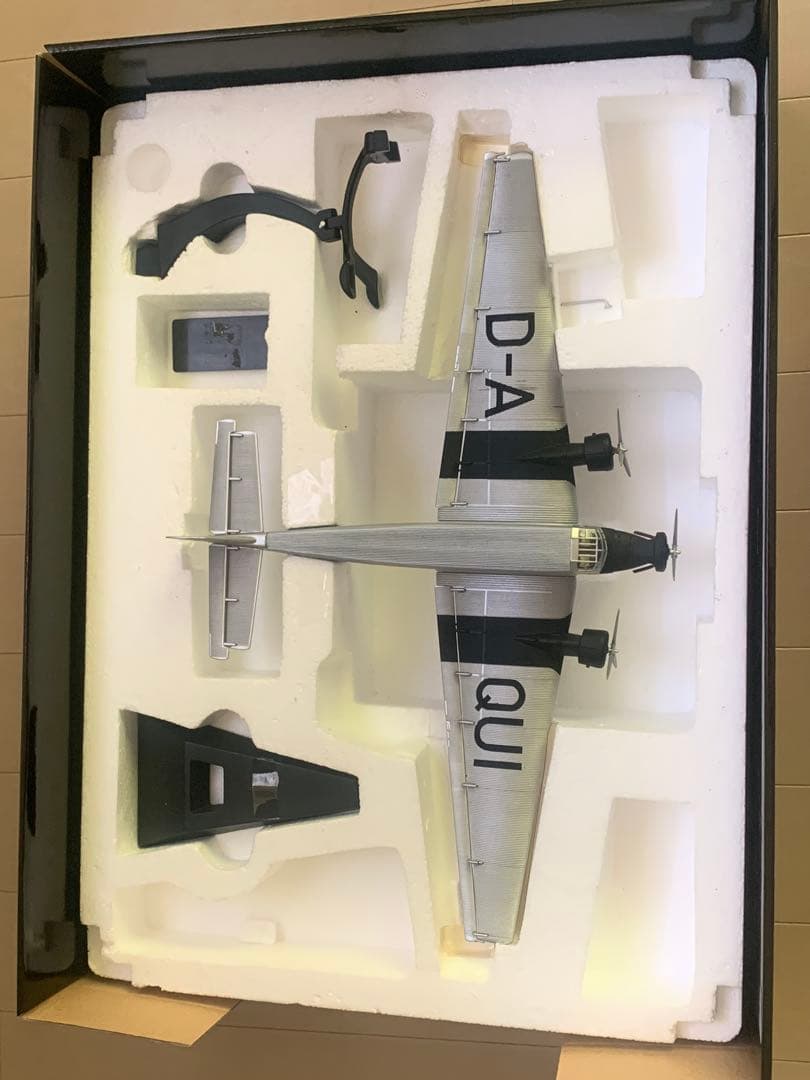 Corgi Junkers Ju-52/3m D-AQUI 1/72 - メルカリ