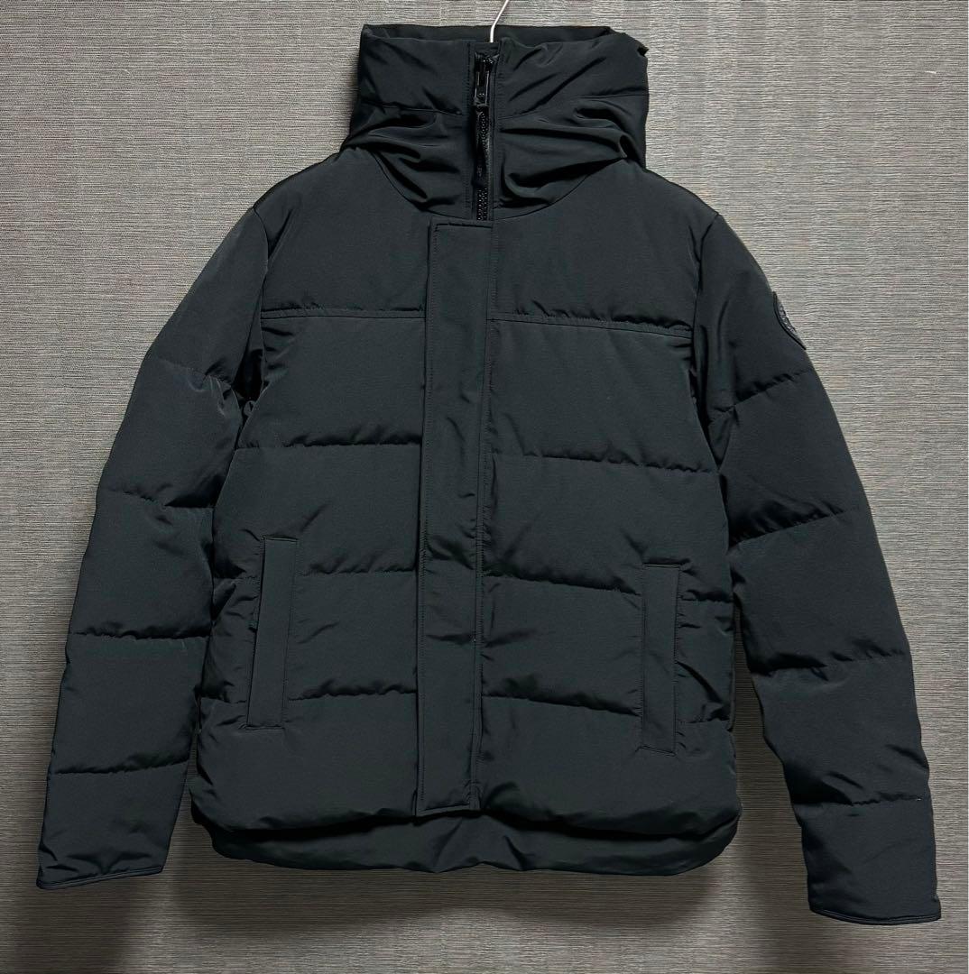 鑑定済【新品、未使用】カナダグース マクミランパーカーブラック