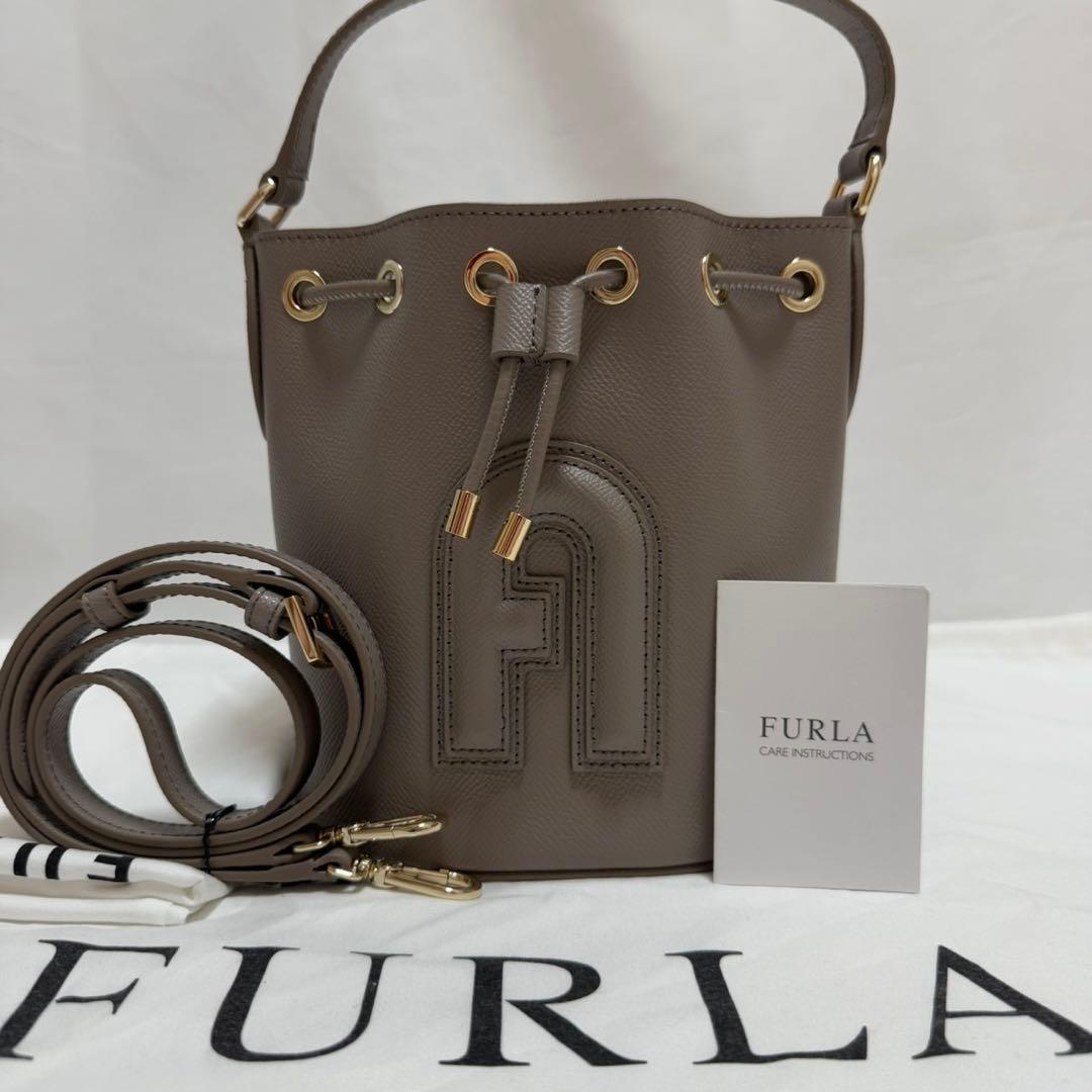 【新品同様/保存袋付】フルラ クリオ 巾着 2way ショルダーバッグ レザー FURLA（フルラ） バッグ レディース ショルダーバッグ 2way 斜めがけ