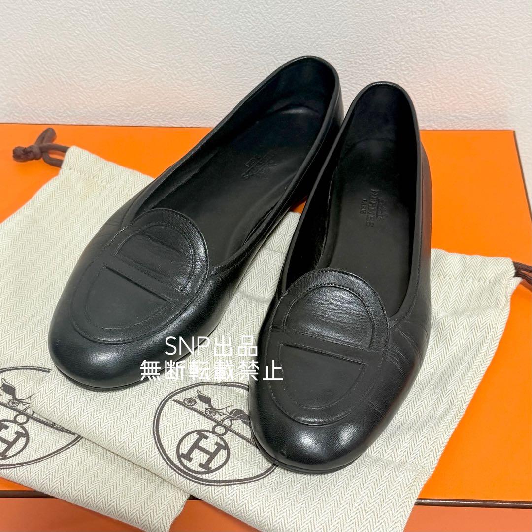 いつきまるエルメス 美品 24年 モカシン ジュリア レザー ローファー 流行に左右されないデザイン》HERMES モカシン 《ジュリア》 (HERMES