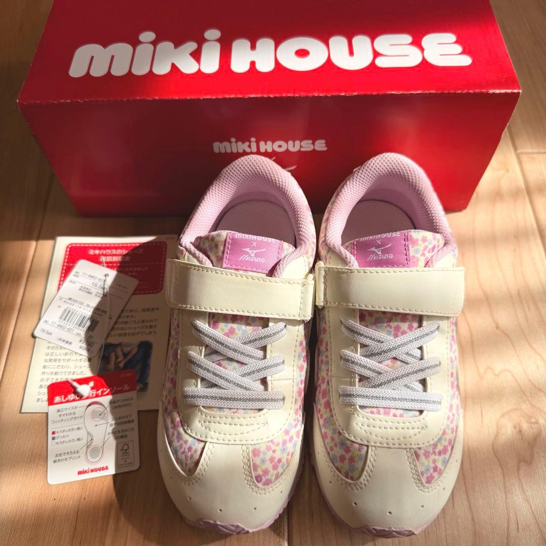 19.5cm Mizuno ミキハウス　コラボ　花柄スニーカー ホワイト/ピンク